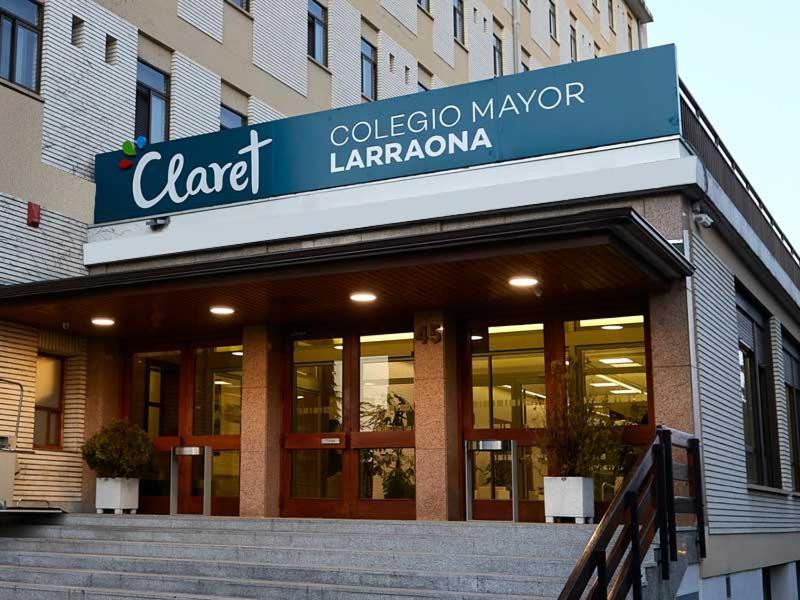 Albergue Residencia Larraona Παμπλόνα Εξωτερικό φωτογραφία