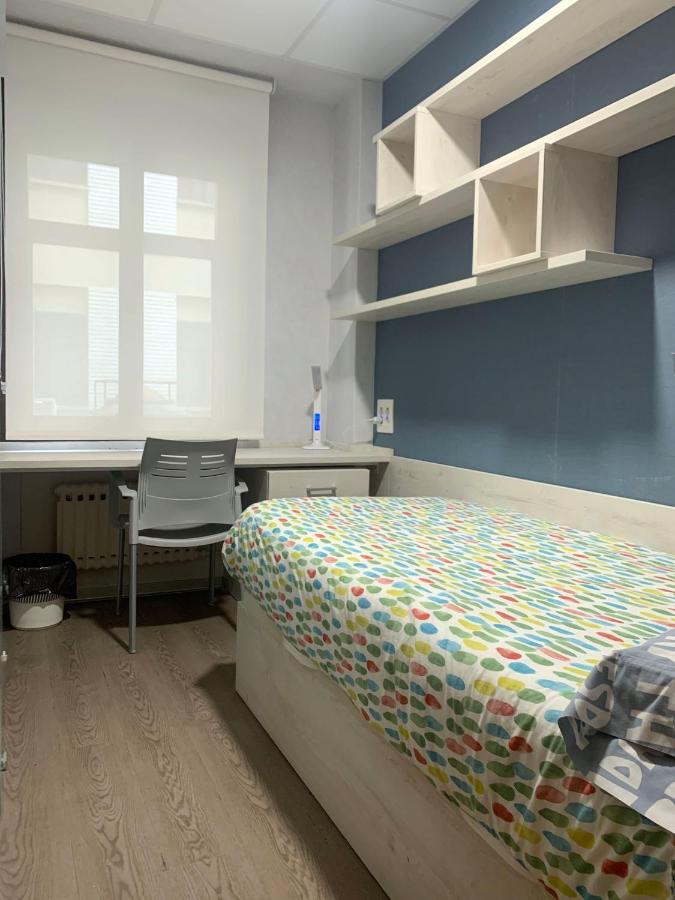 Albergue Residencia Larraona Παμπλόνα Εξωτερικό φωτογραφία